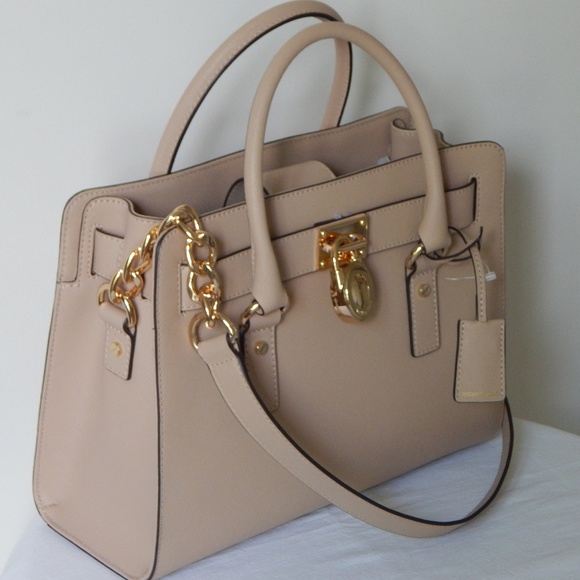 michael kors oyster purse